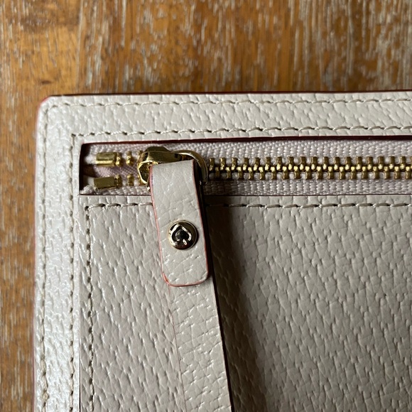 Kate Spade Stacy Bifold Grand Street Pebble - Picture 4 of 11